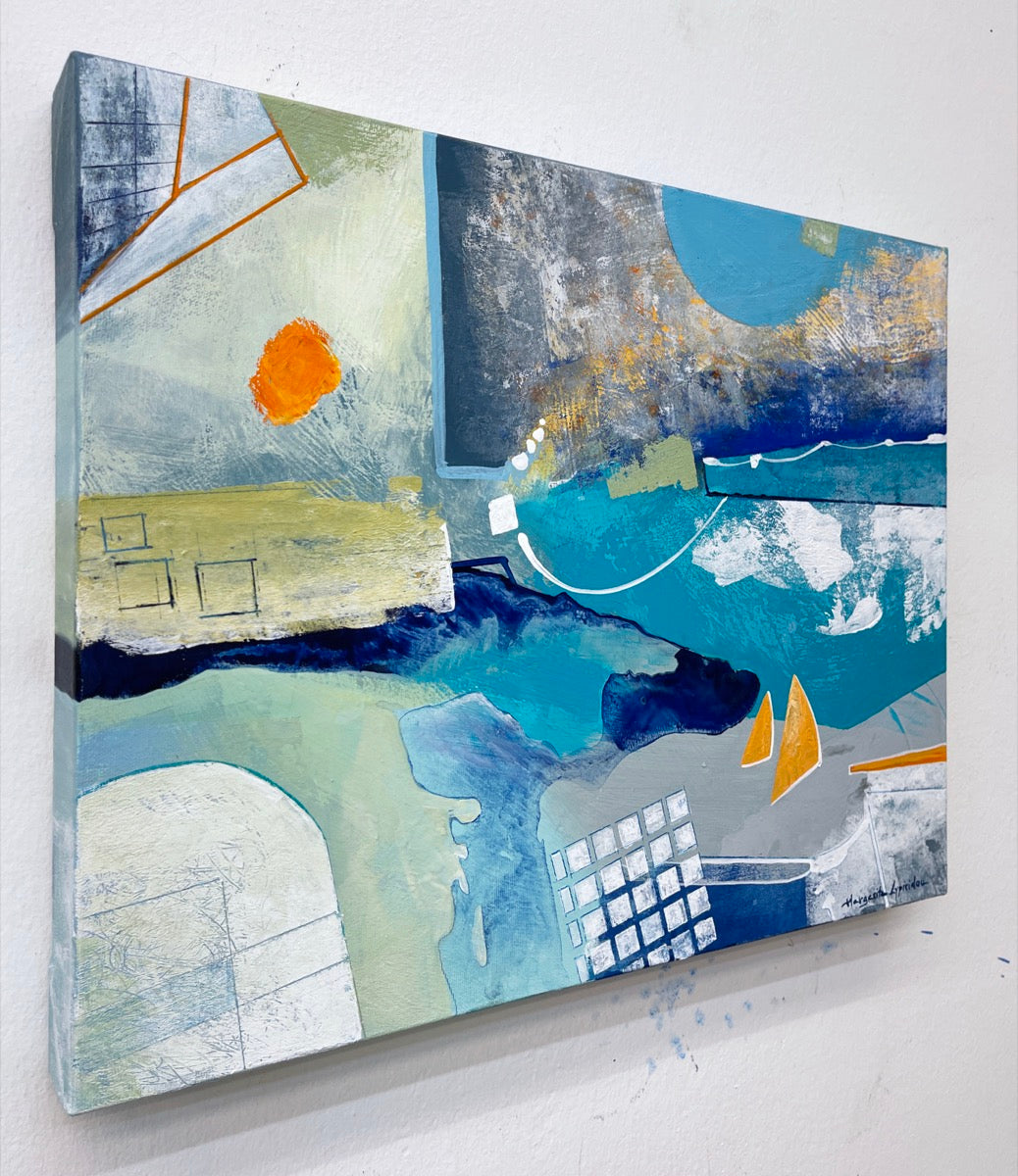 Daytrip <br>36x46x4 cm<br>14.2”x18.1”x1.6”