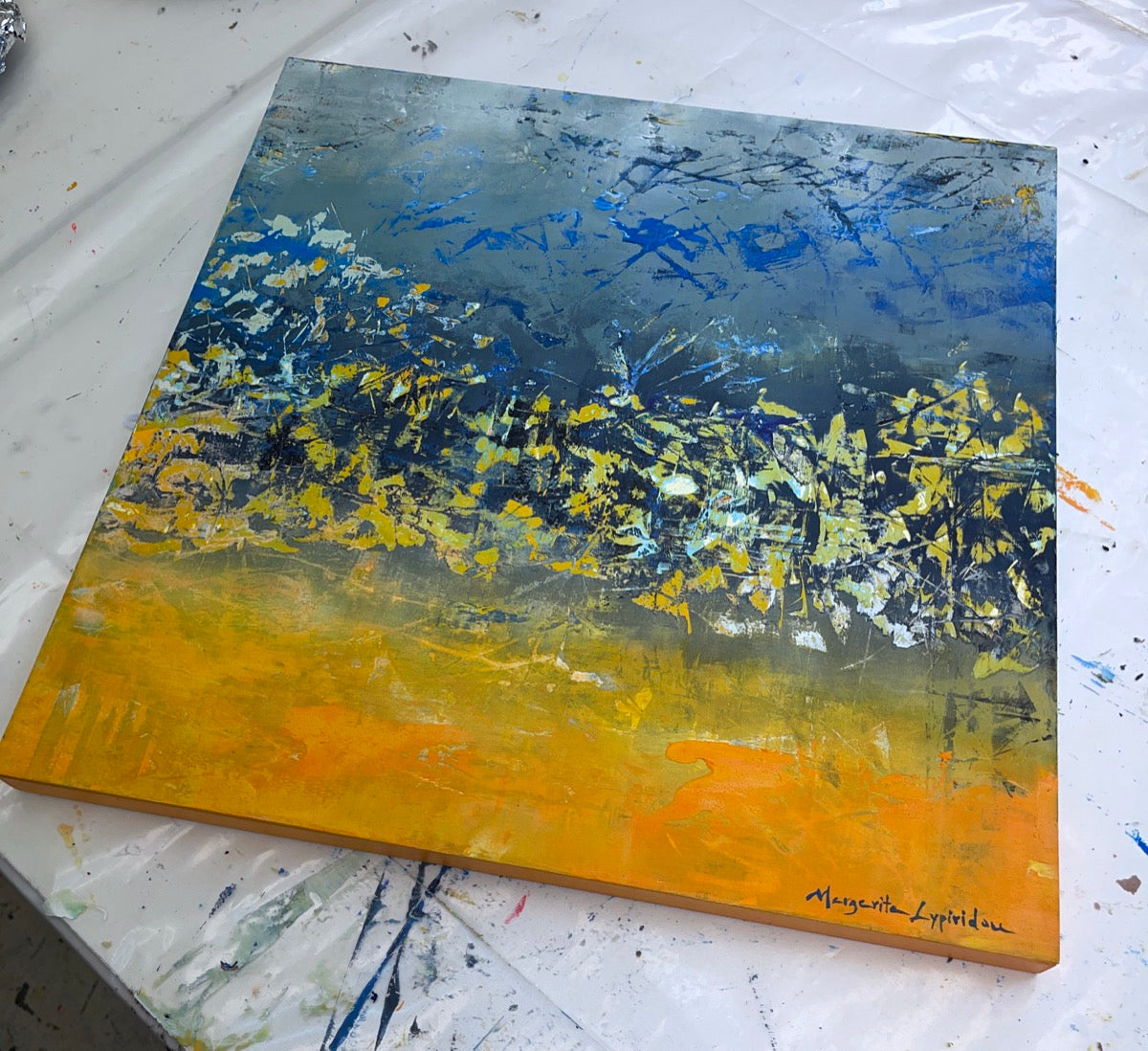 Au fond <br>40x40x3 cm<br>15.7”x15.7”x1.2”